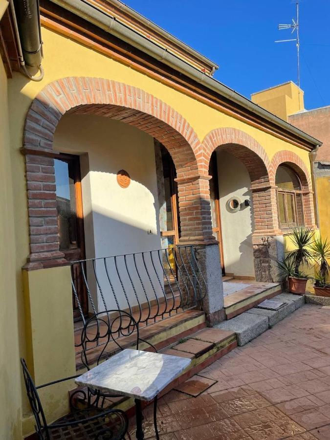 Aventina Holiday Home Burcei المظهر الخارجي الصورة